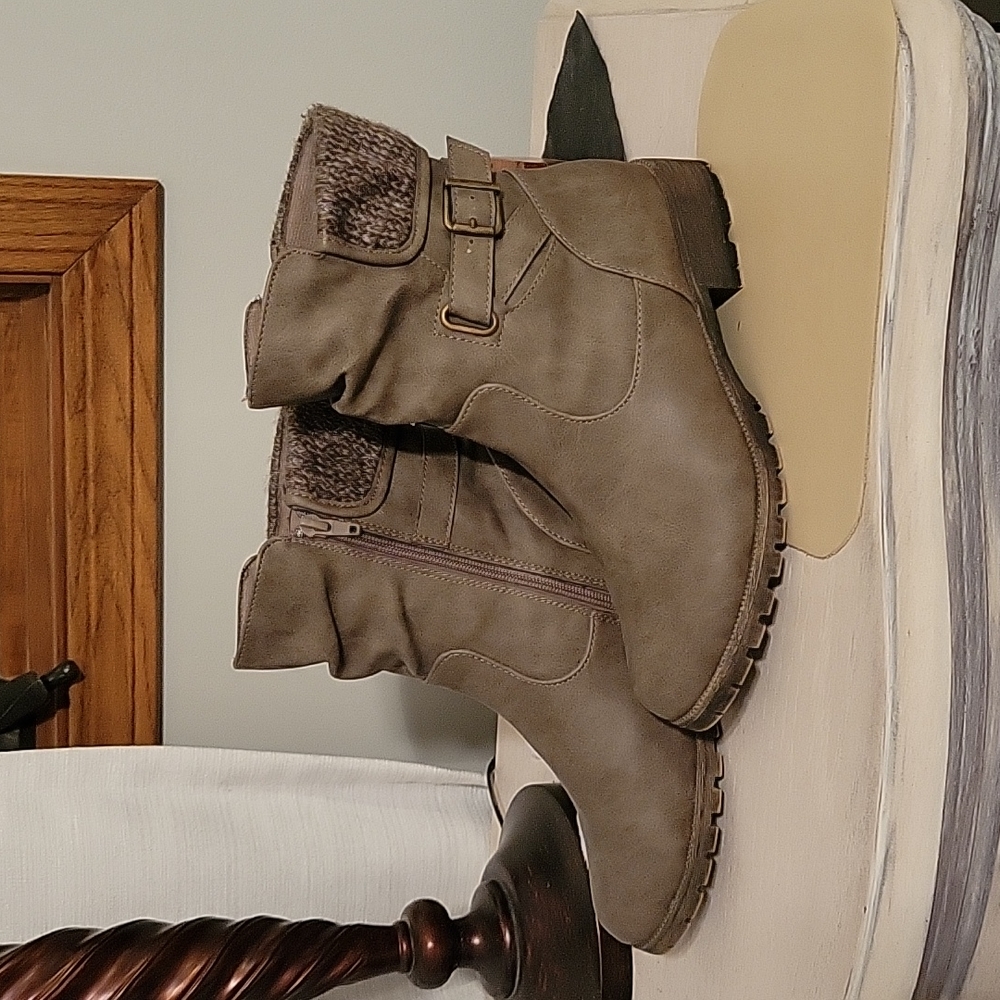 Maurices booties